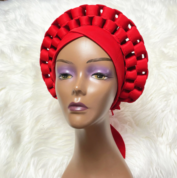 Topi Turban dengan Pita Lebar